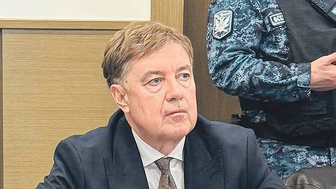 Из судьи отельер не вышел